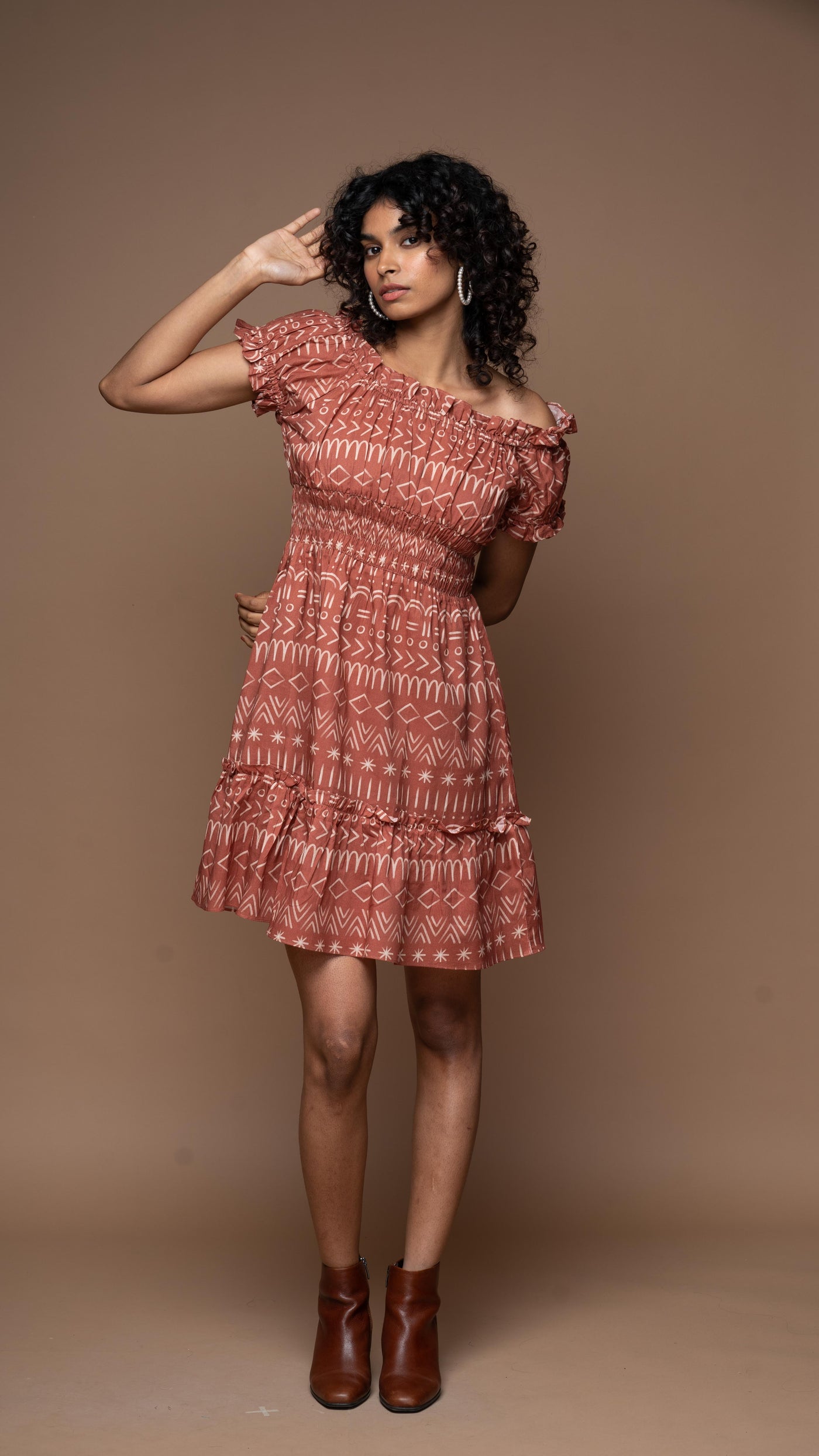 Universal Chic Short Dress in Lost without you Pattern