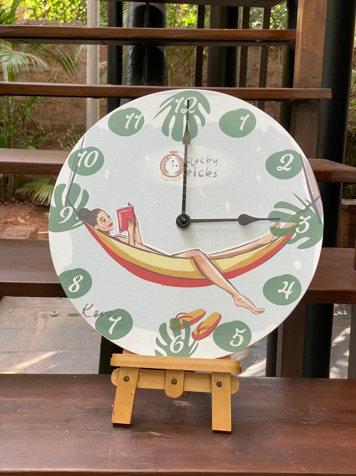 Swaying Stories Clock