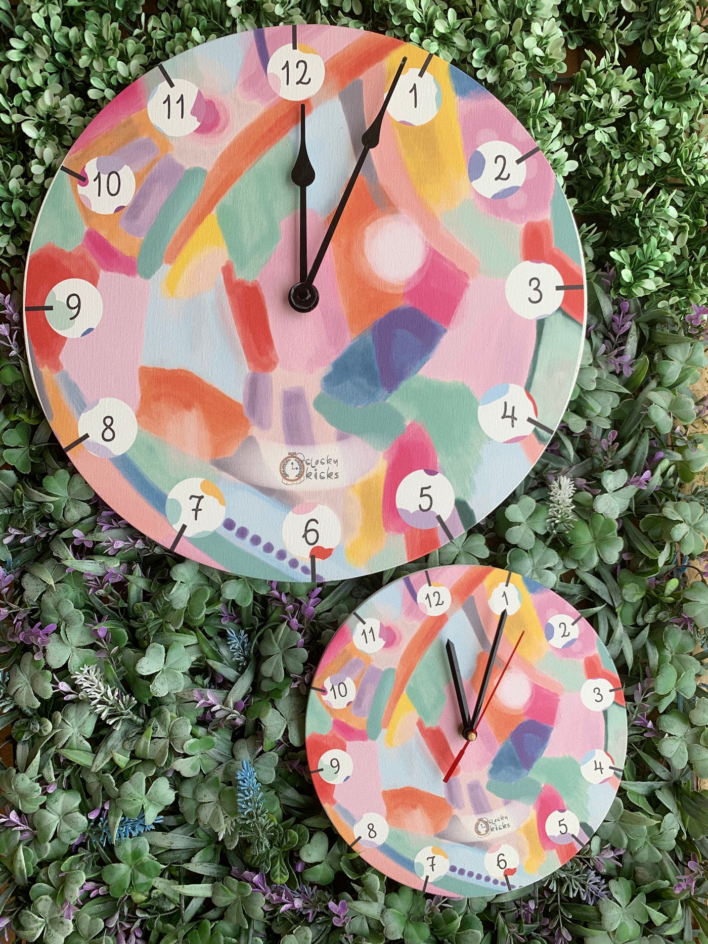 Whimsy Strokes Clock - Fuchsia