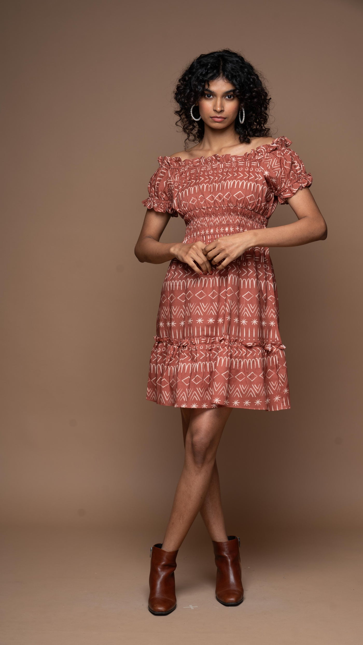 Universal Chic Short Dress in Lost without you Pattern