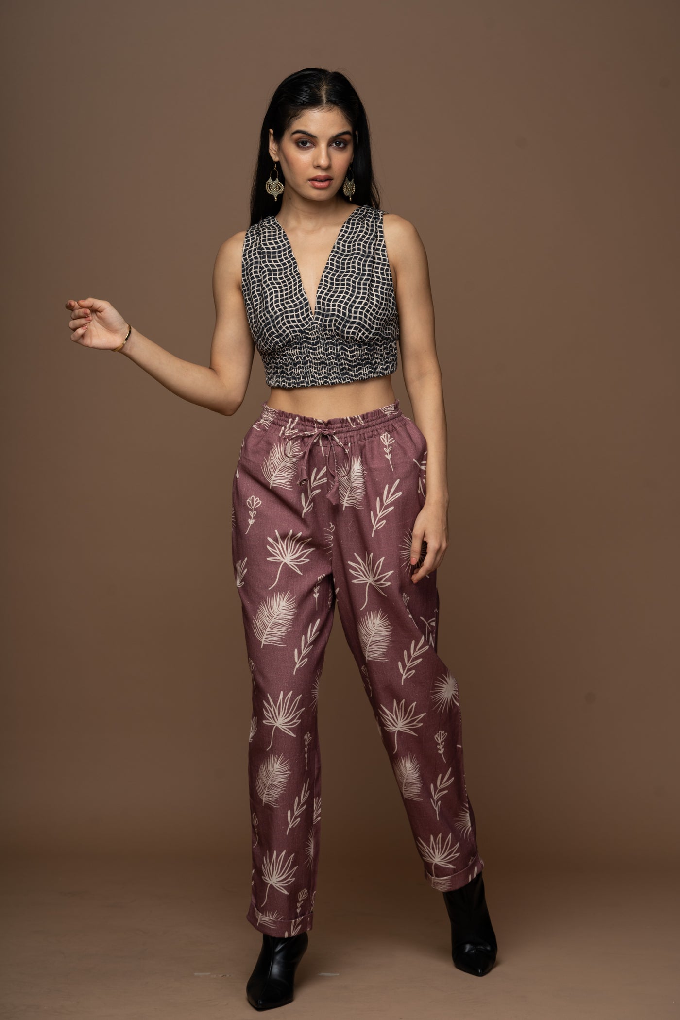 Polish Fit Pants in Shining for You Pattern