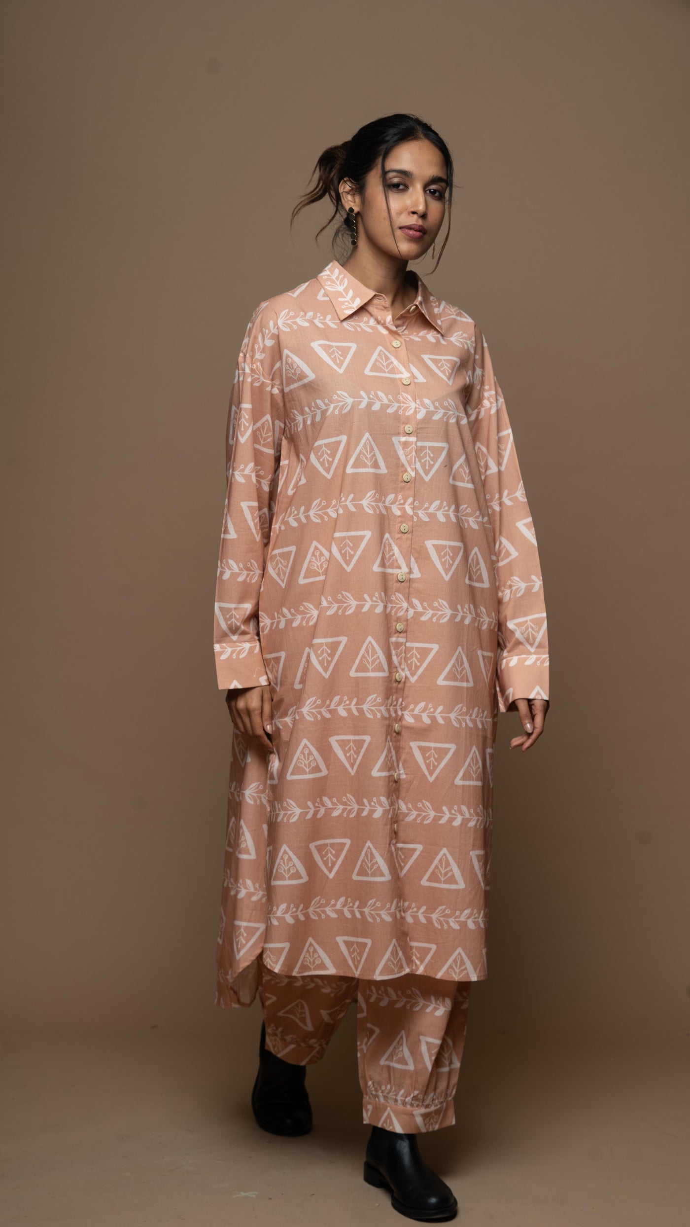 Earthy Liora Co-ord Kurta Set in 3 Rules of Love Pattern
