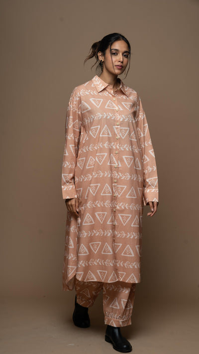 Earthy Liora Co-ord Kurta Set in 3 Rules of Love Pattern