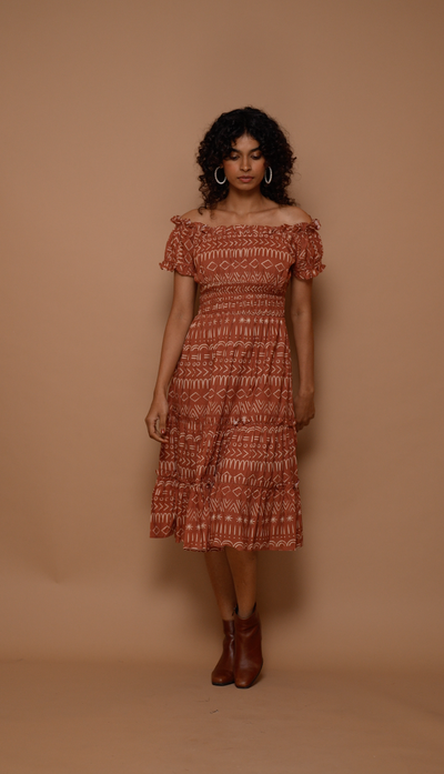 Universal Chic Midi Dress in Lost without you Pattern