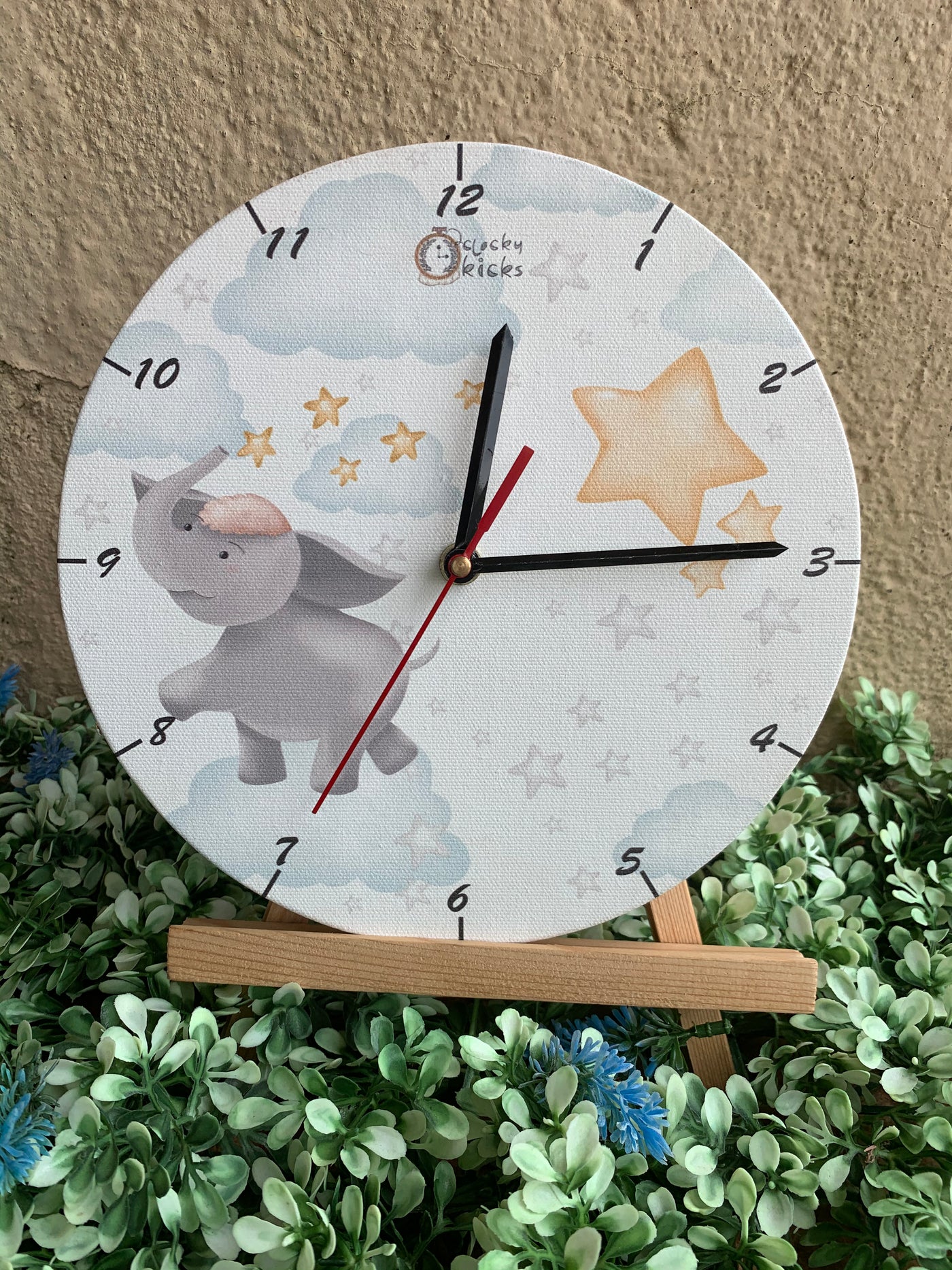 Twinkle Trunk Clock