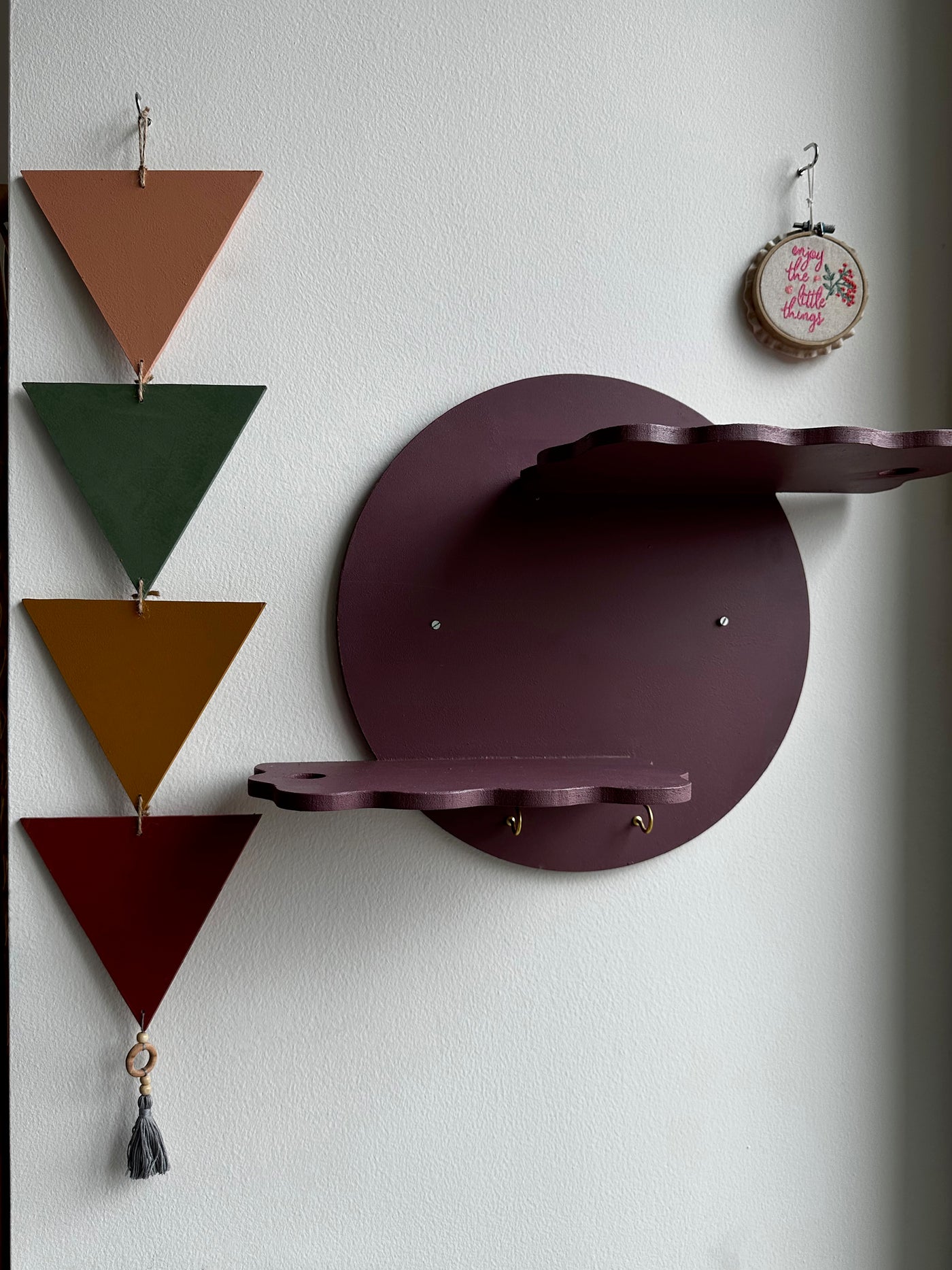 Dusky Mauve Dual-Deck Circle Wall Shelf