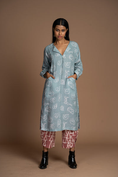 Silver Sage Tova Kurta in And I dream more Pattern