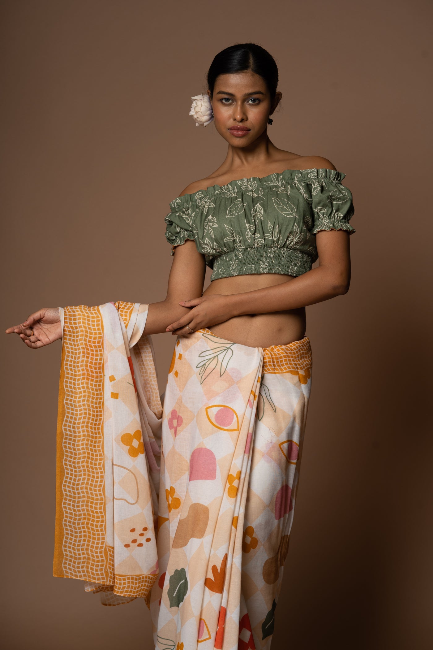 Abstract Geometry Linen Sari