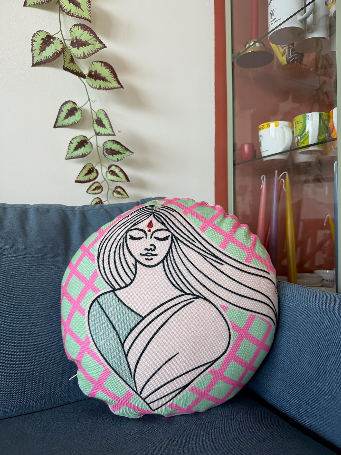 The Timeless Charm Cushion