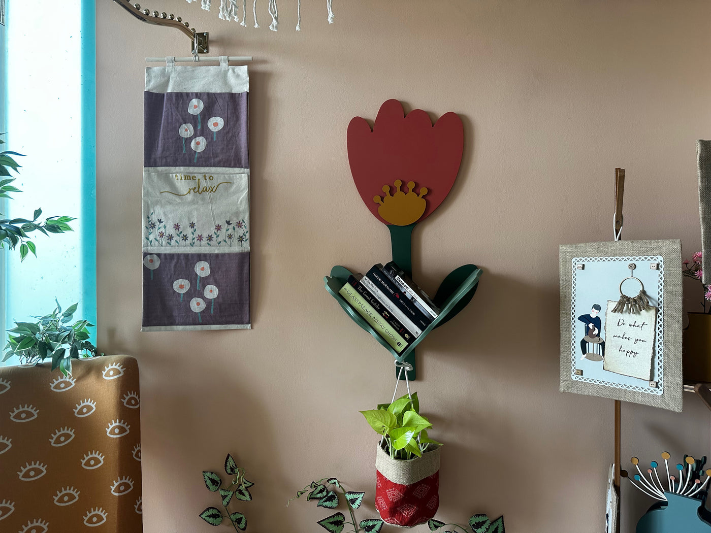 Four-Petal Floral Float Shelf