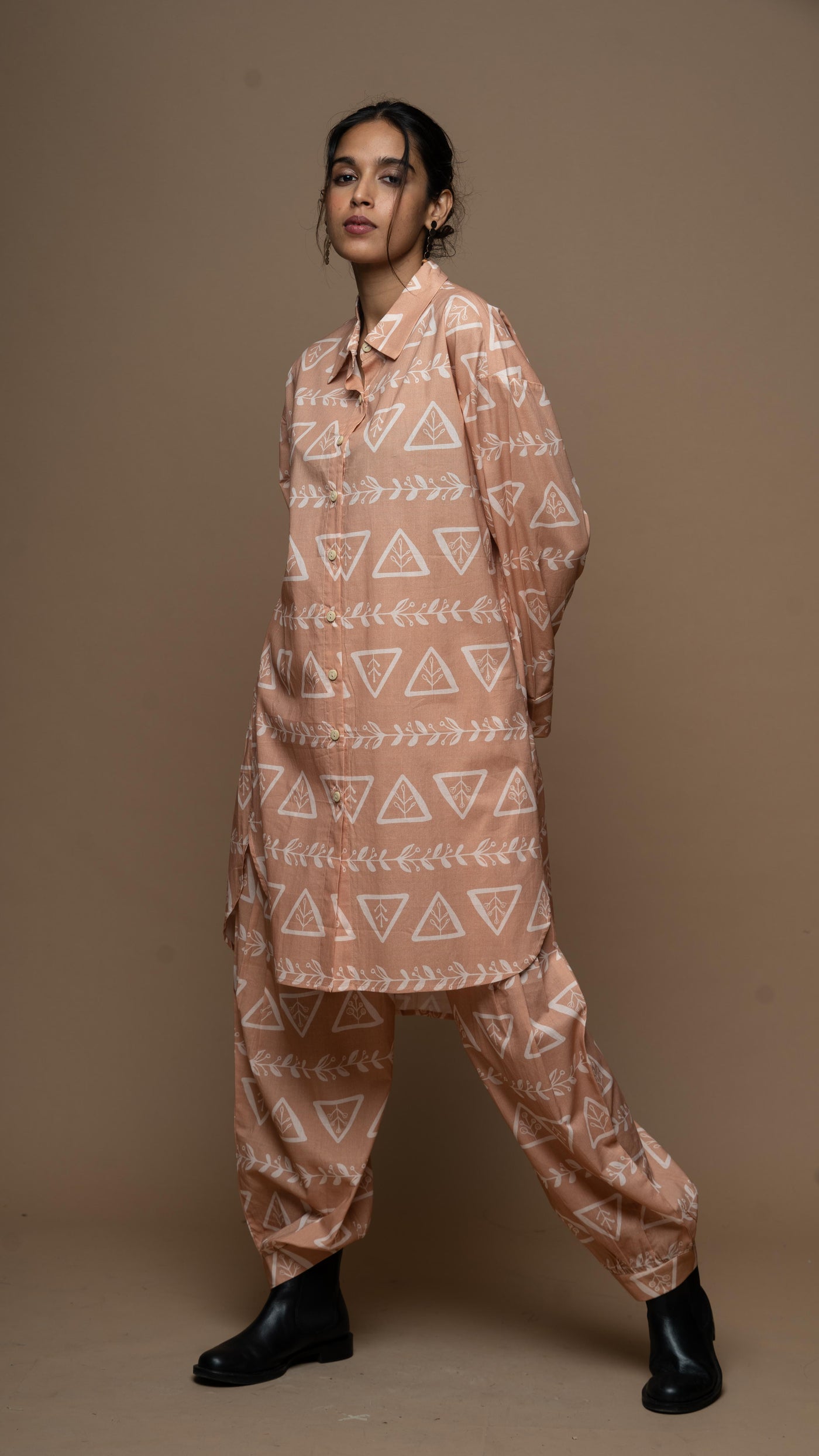 Earthy Liora Co-ord Kurta Set in 3 Rules of Love Pattern