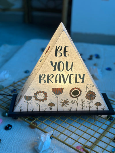 Yellow Gold Positive Energy Triangle Lamp