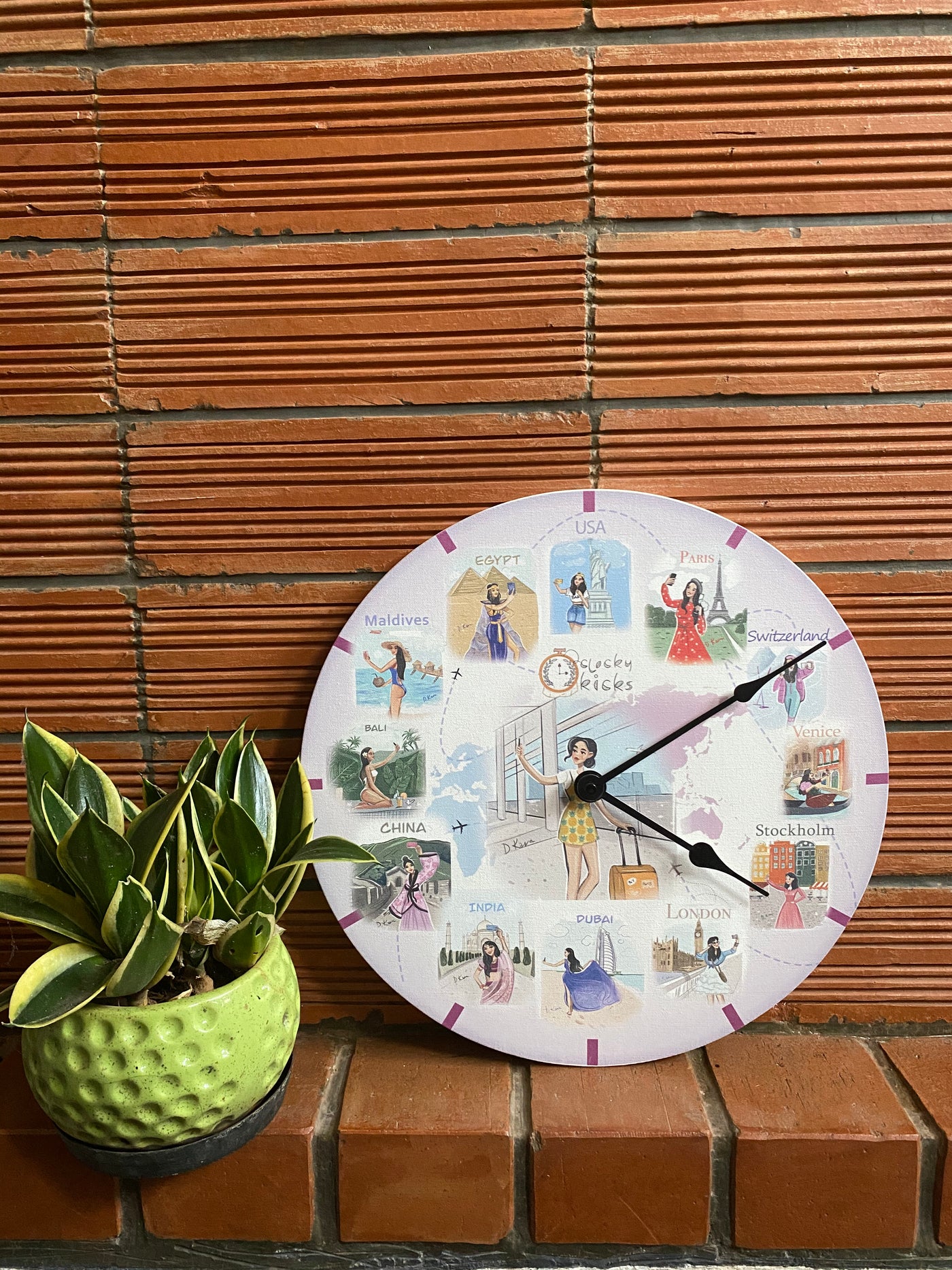 Traveler's Delight Clock