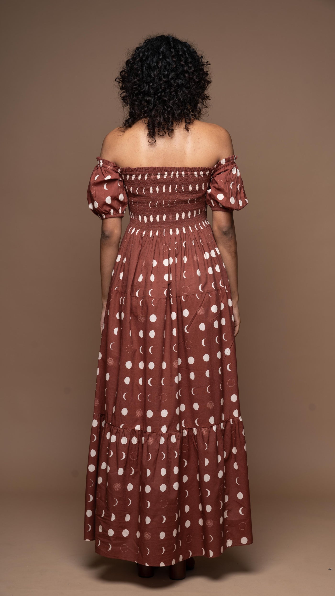 Easy Elegance Long Dress in I will be back Pattern