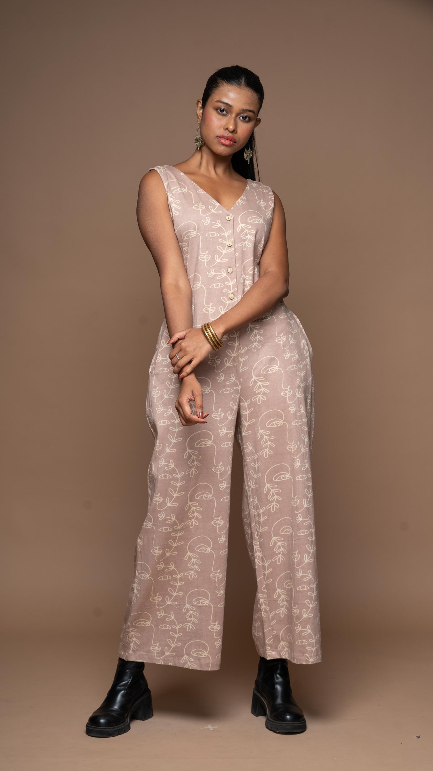 Viva V-neck Jumpsuit in Keep Growing Pattern