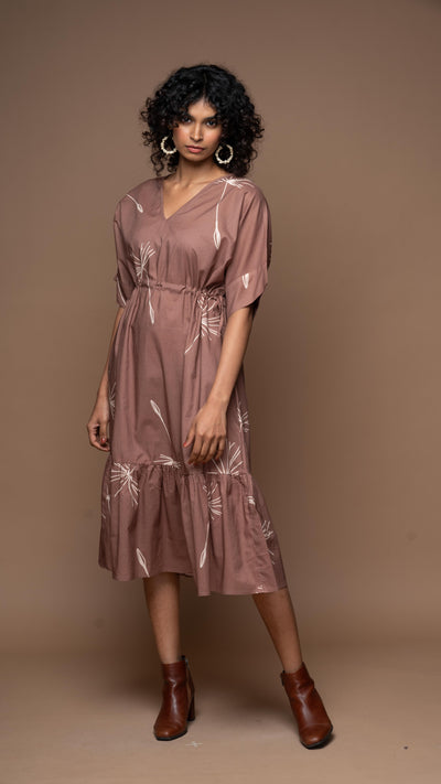 Effortless Chic Midi in 'In Retrospect' Dandelion Pattern