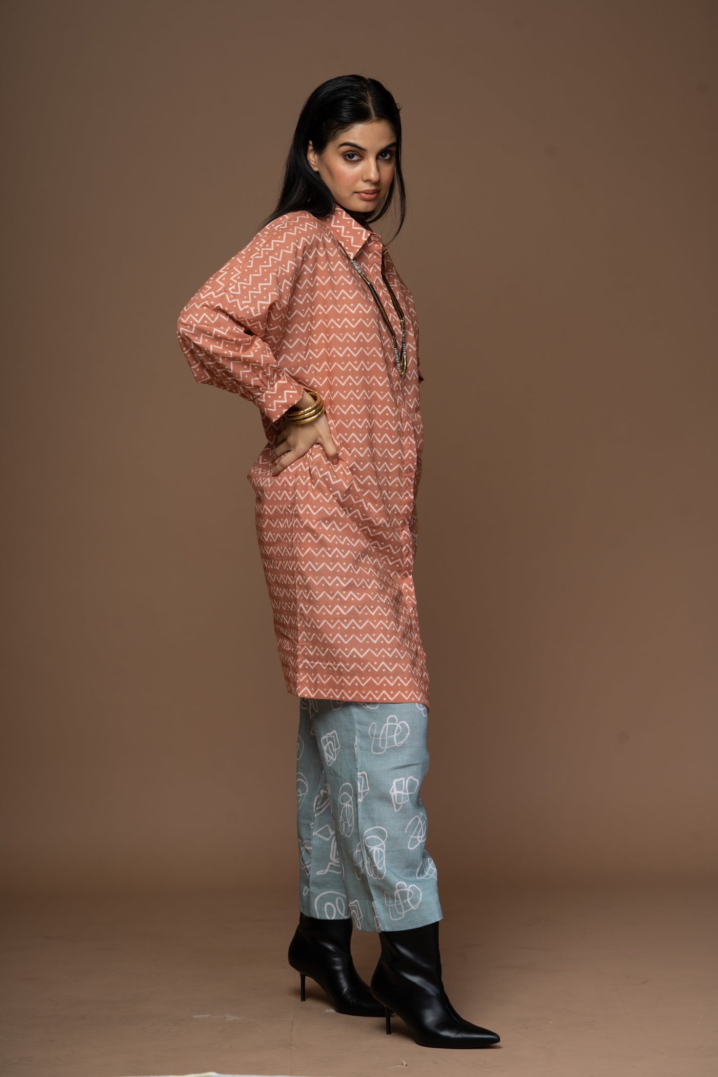 Terracotta Saga Kurta in Zig Zag and Back Pattern