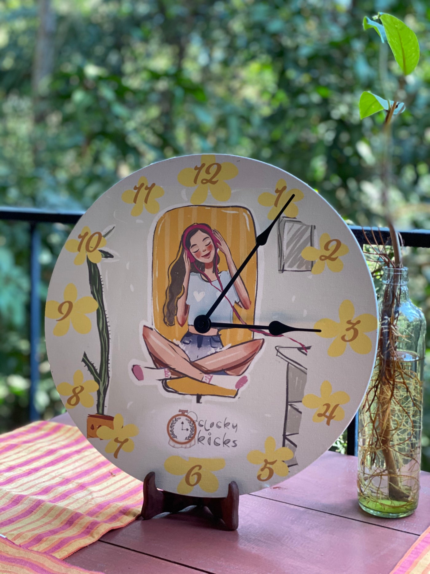 Melody Moments Clock