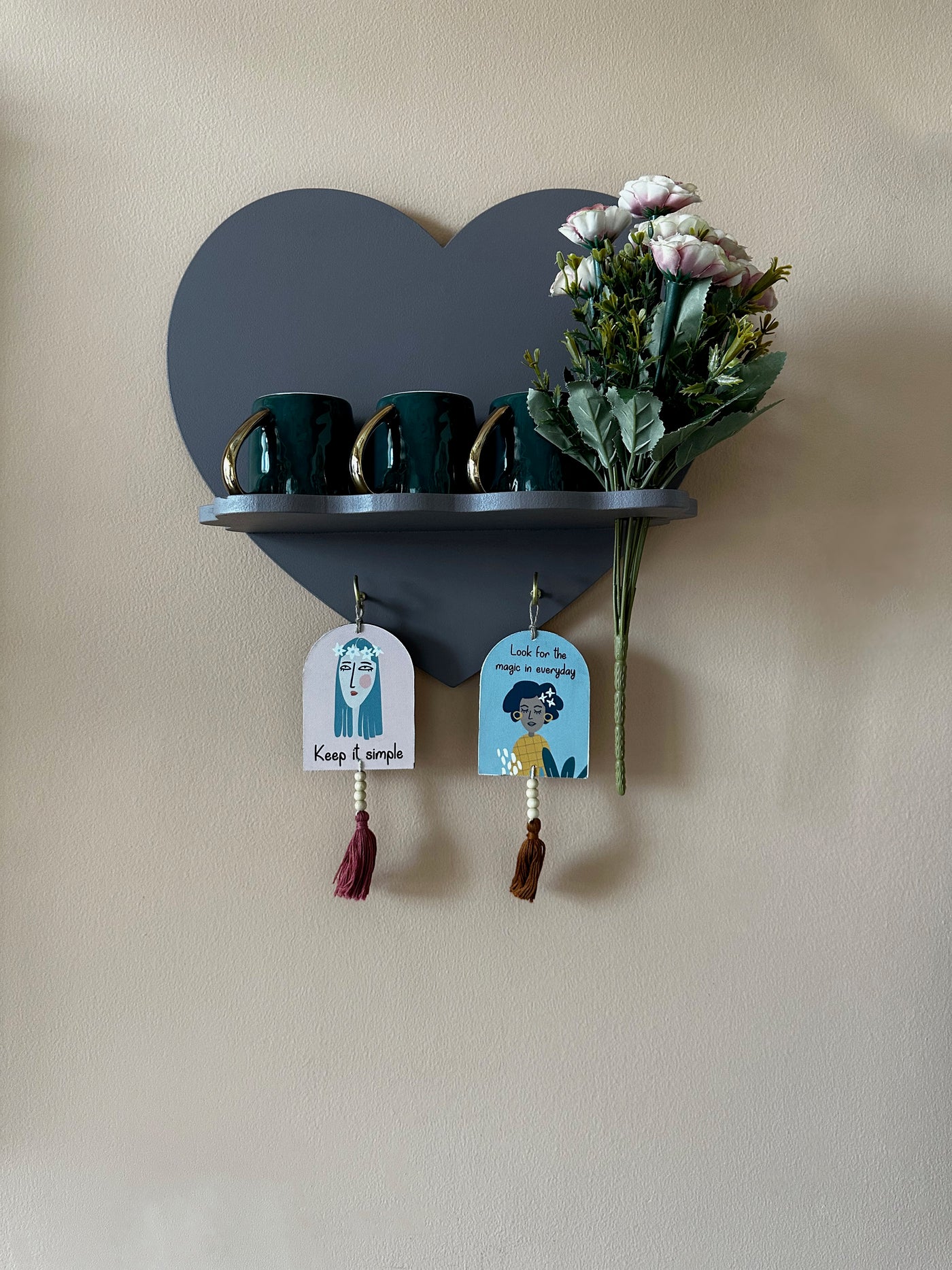 Pale Mauve Love Nest Wall Shelf