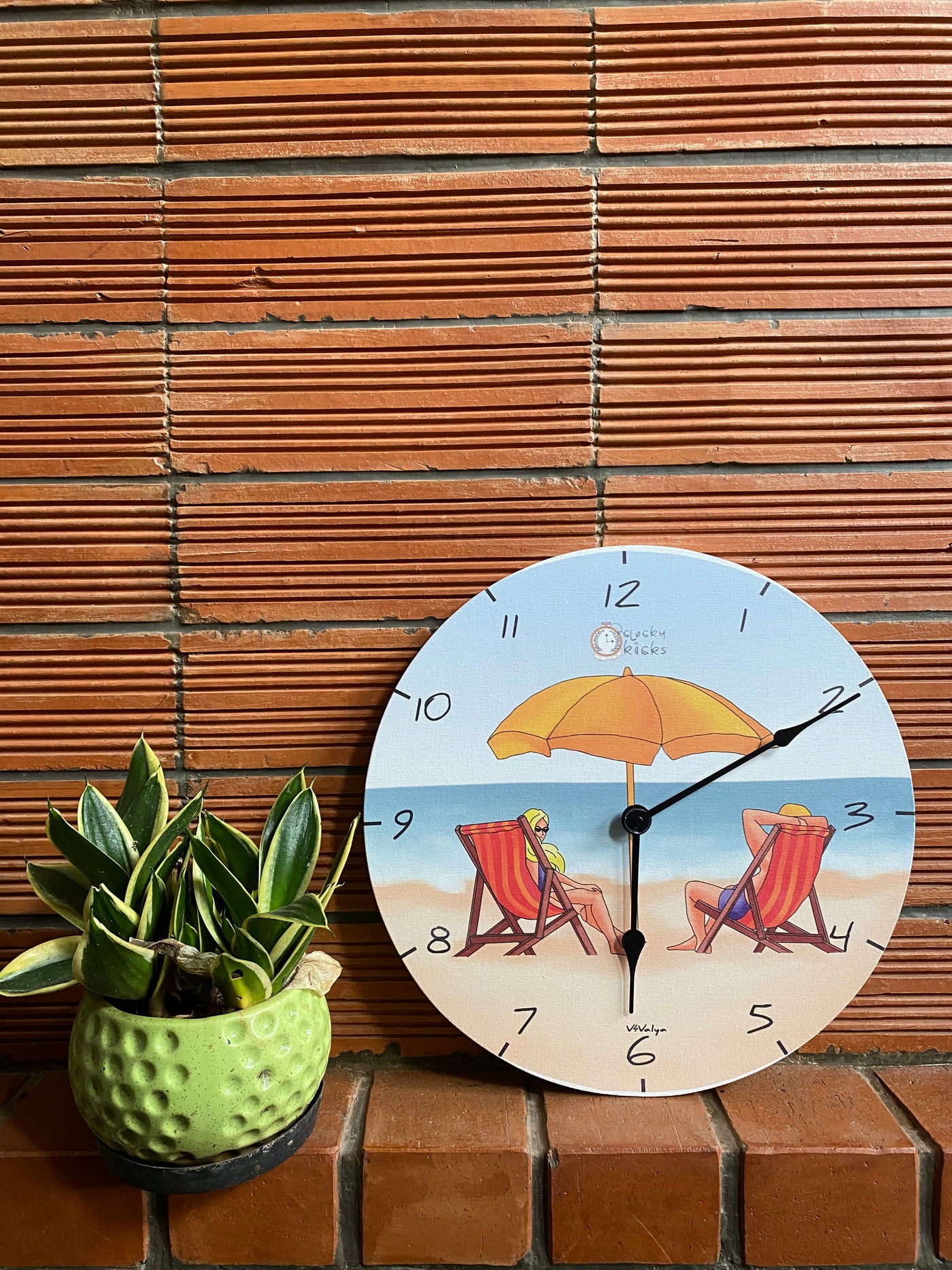 Ocean Escape Clock