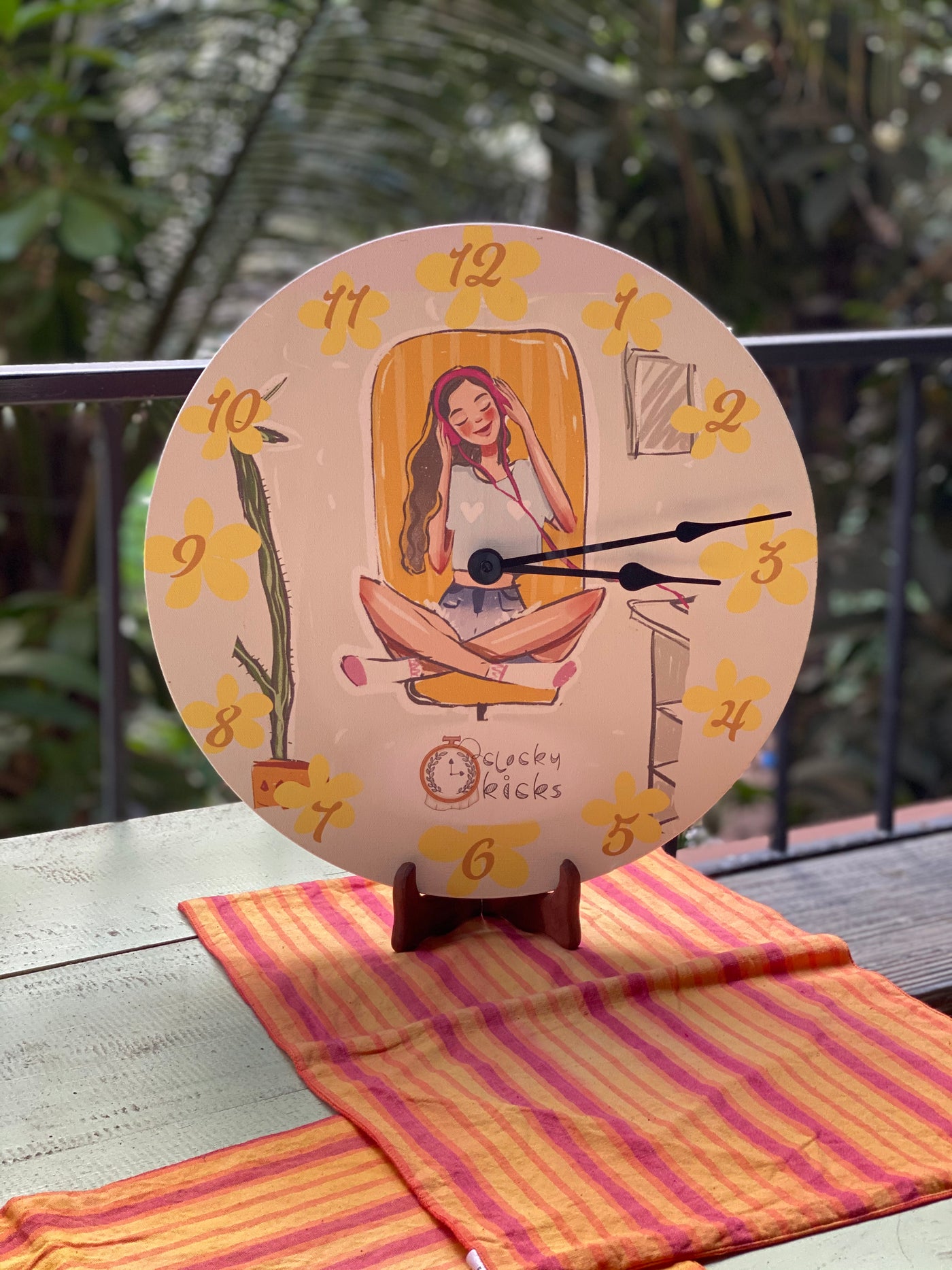 Melody Moments Clock