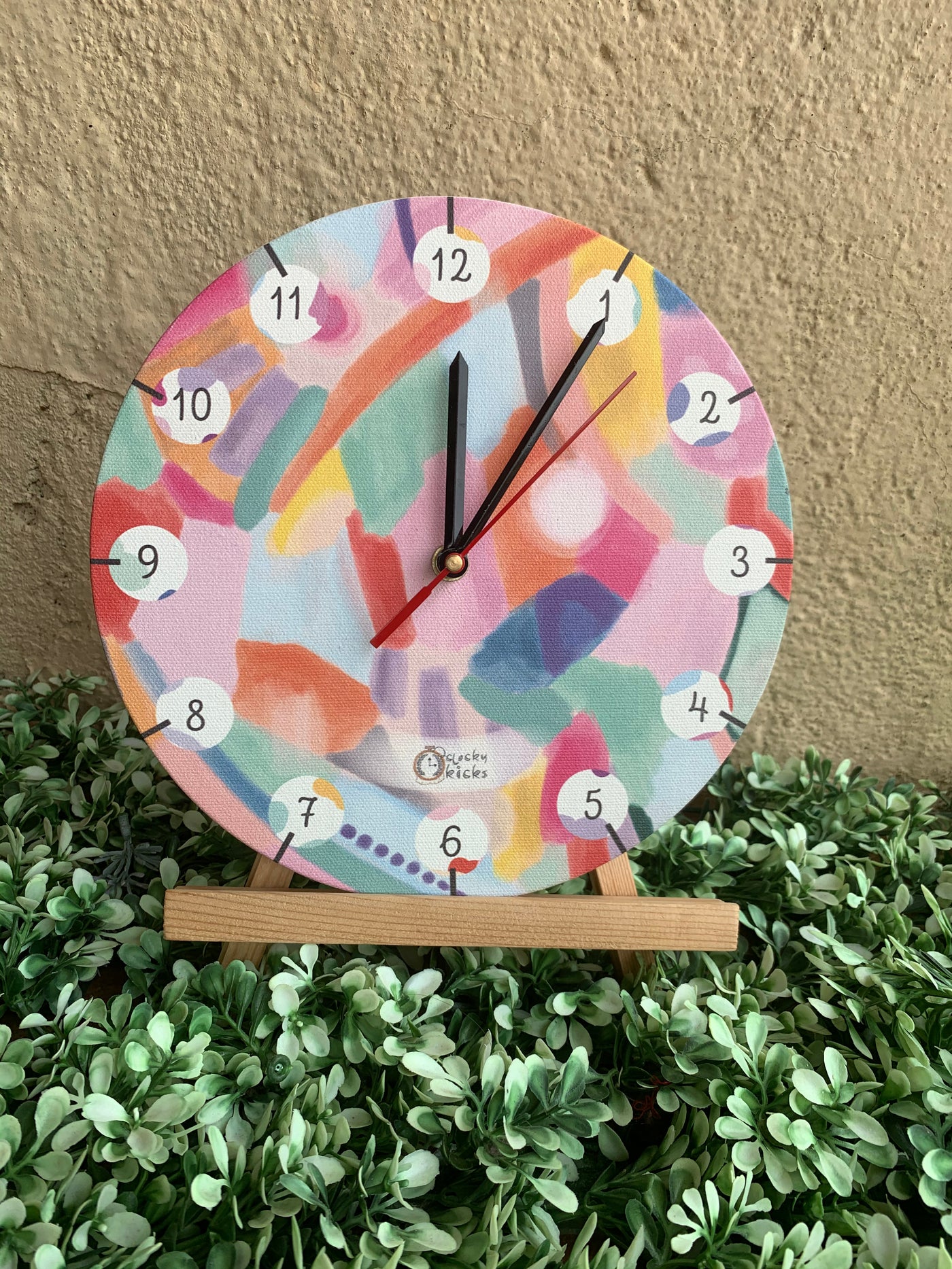 Whimsy Strokes Clock - Fuchsia