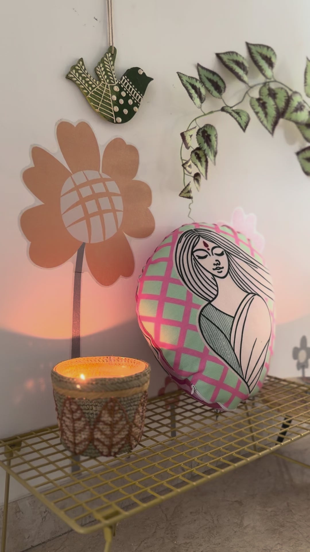 The Timeless Charm Cushion