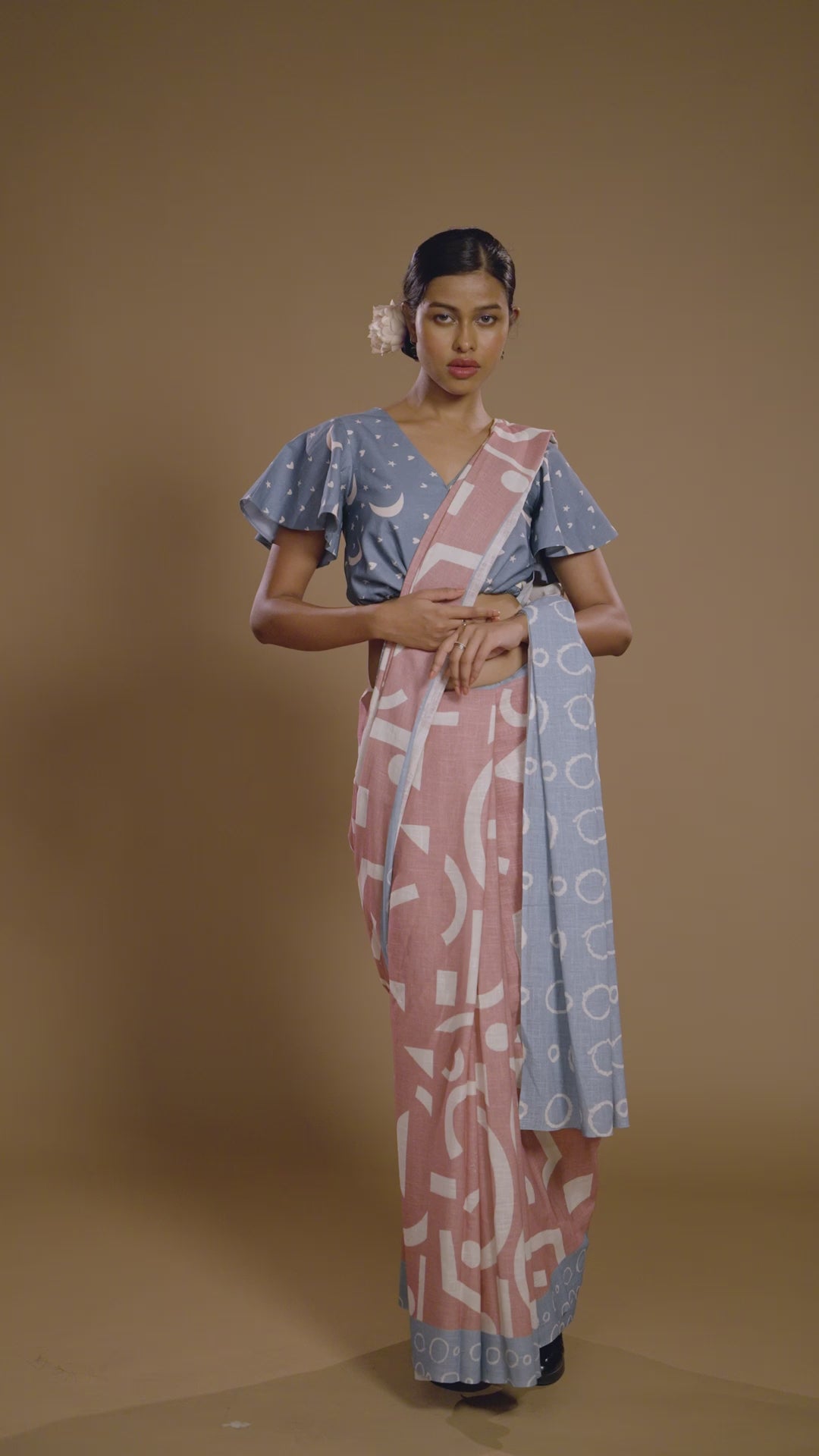 Swaying Shapes Linen Sari